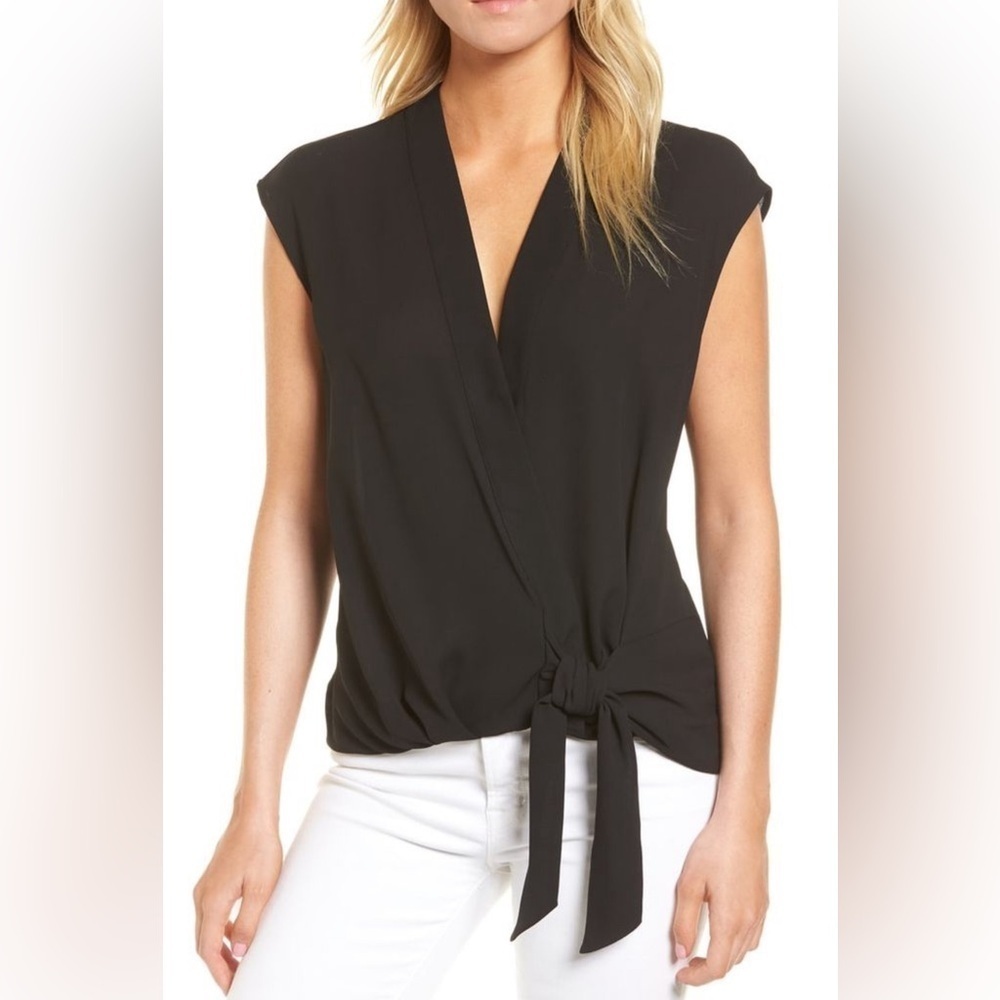 Trouvé Wrap Top black
